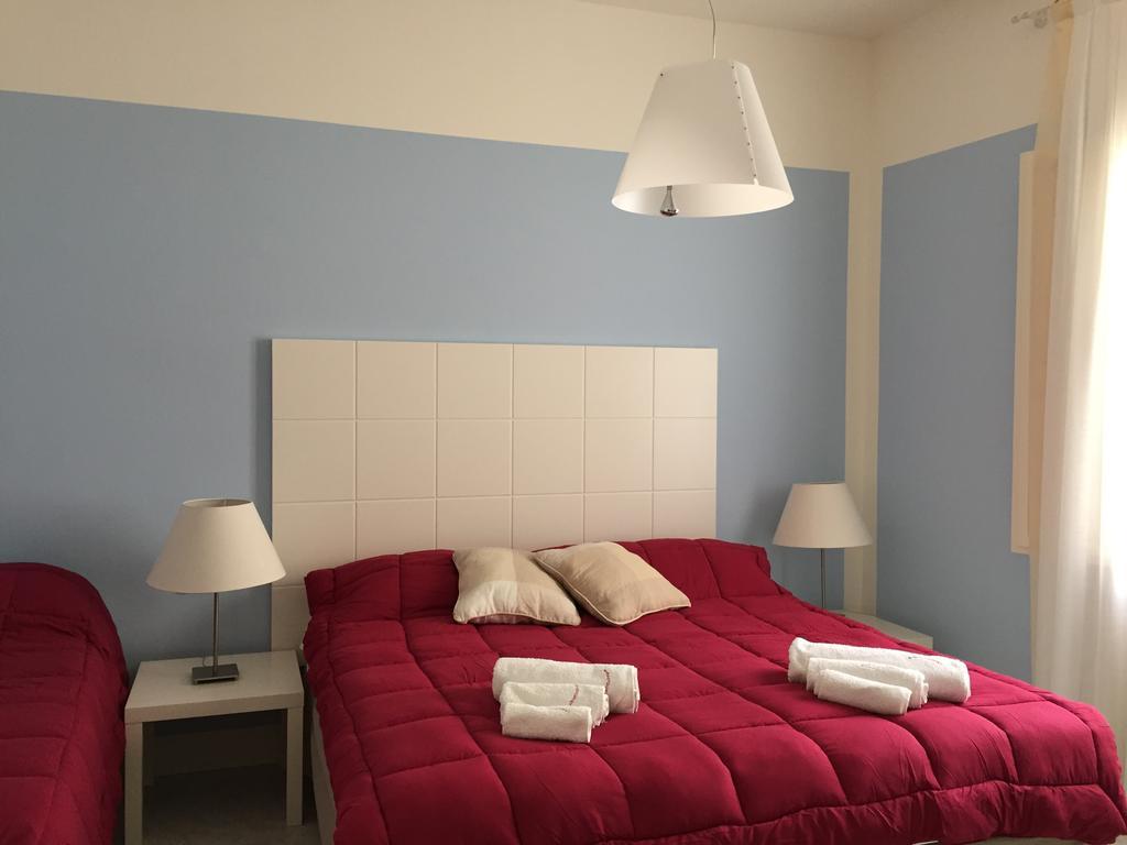 Albachiara Suite Rooms - City Center Трапани Екстериор снимка